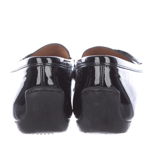 Stuart Weitzman Black Patent Leather Loafers. Sz 6. Excellent condition. - Picture 3 of 7